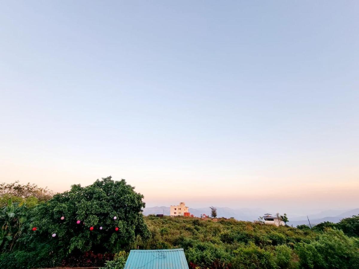 Rudrashree Villa - Besides Valley View มหาบาเลชวาร์ ภายนอก รูปภาพ