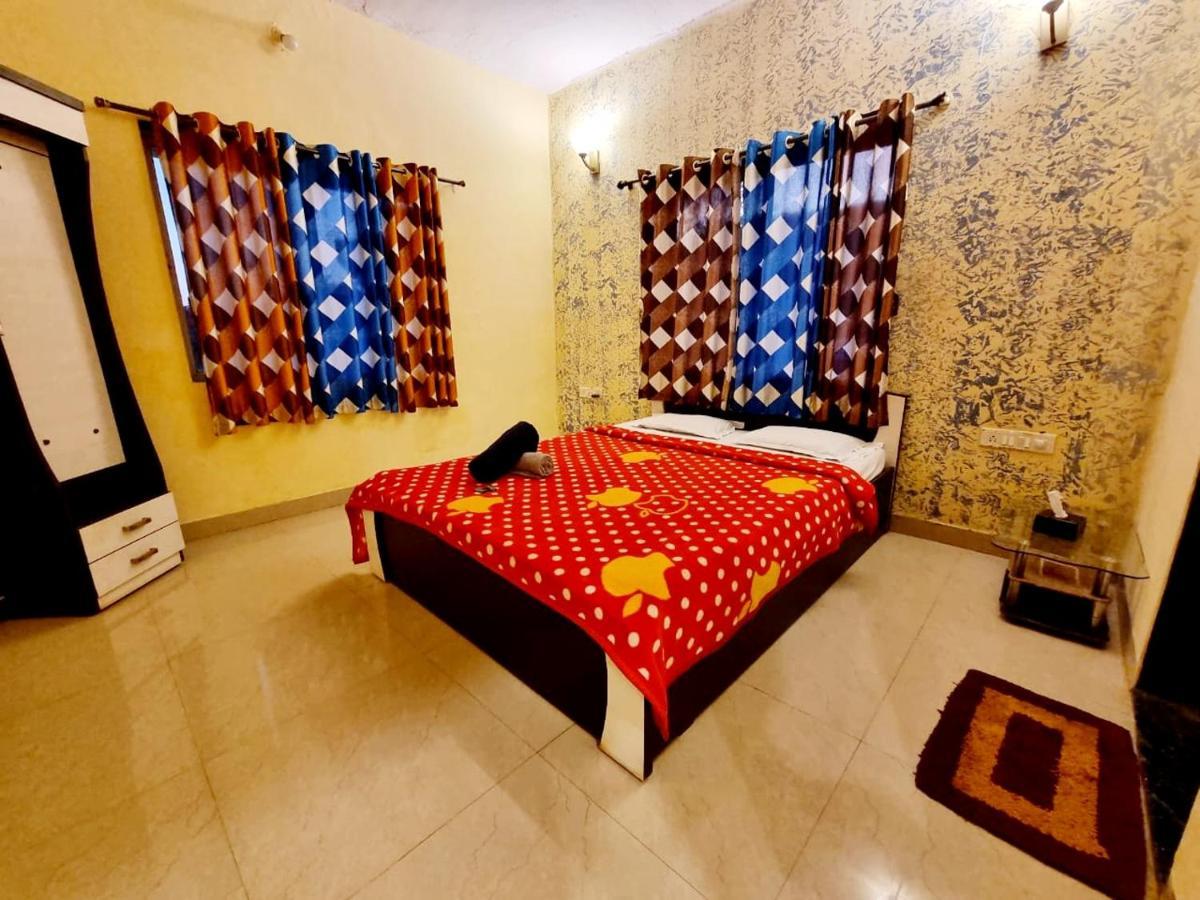 Rudrashree Villa - Besides Valley View มหาบาเลชวาร์ ภายนอก รูปภาพ